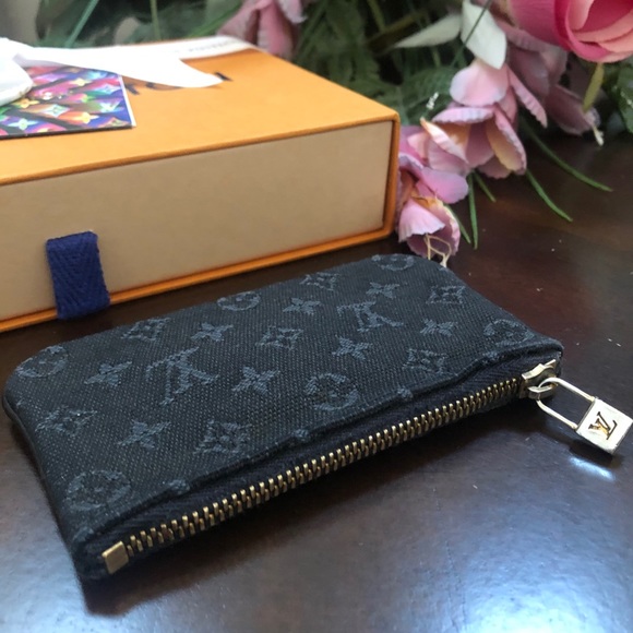 ❌SOLD❌. Louis Vuitton keycles mini lin - Picture 6 of 7